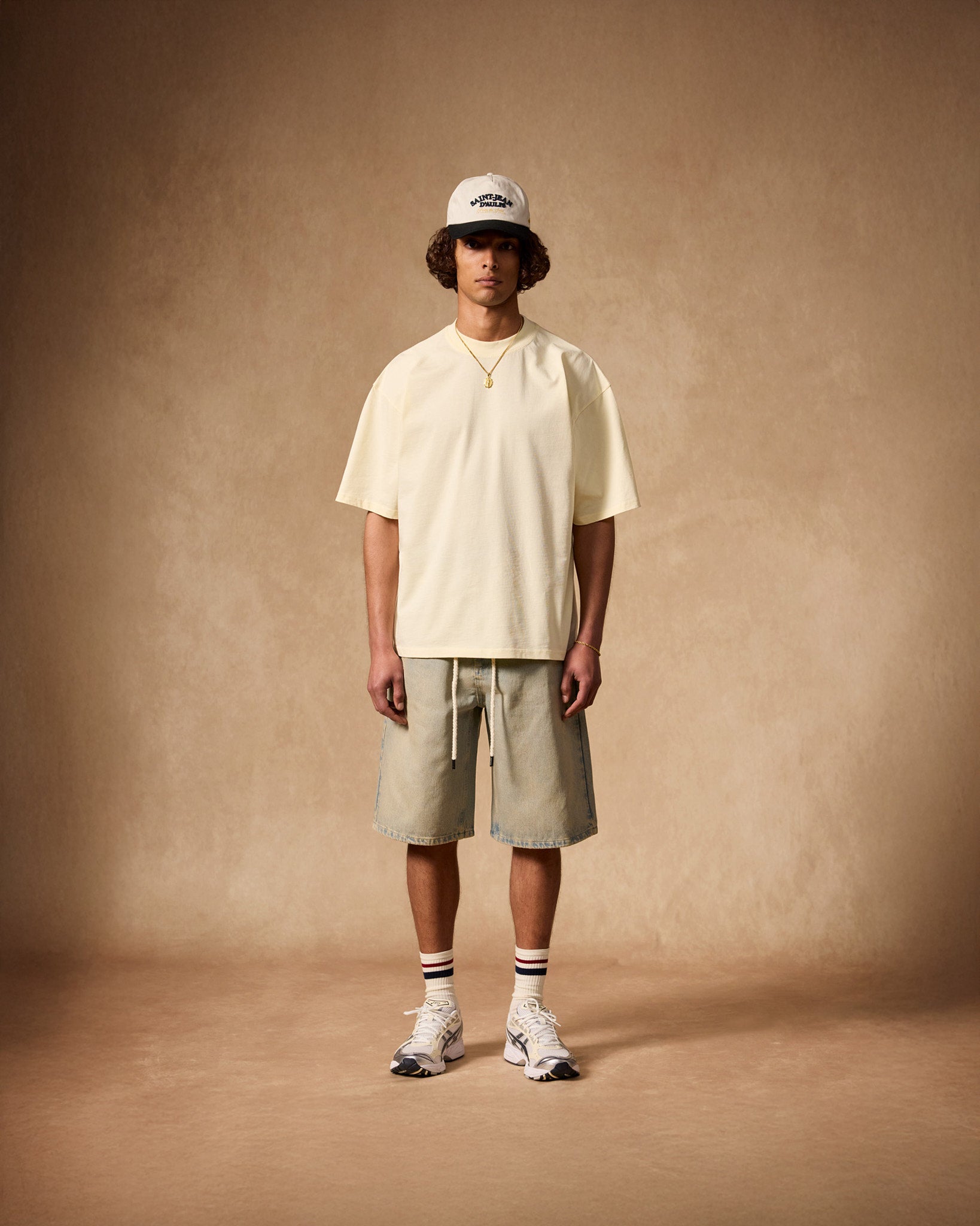 Distressed Baggy Jorts