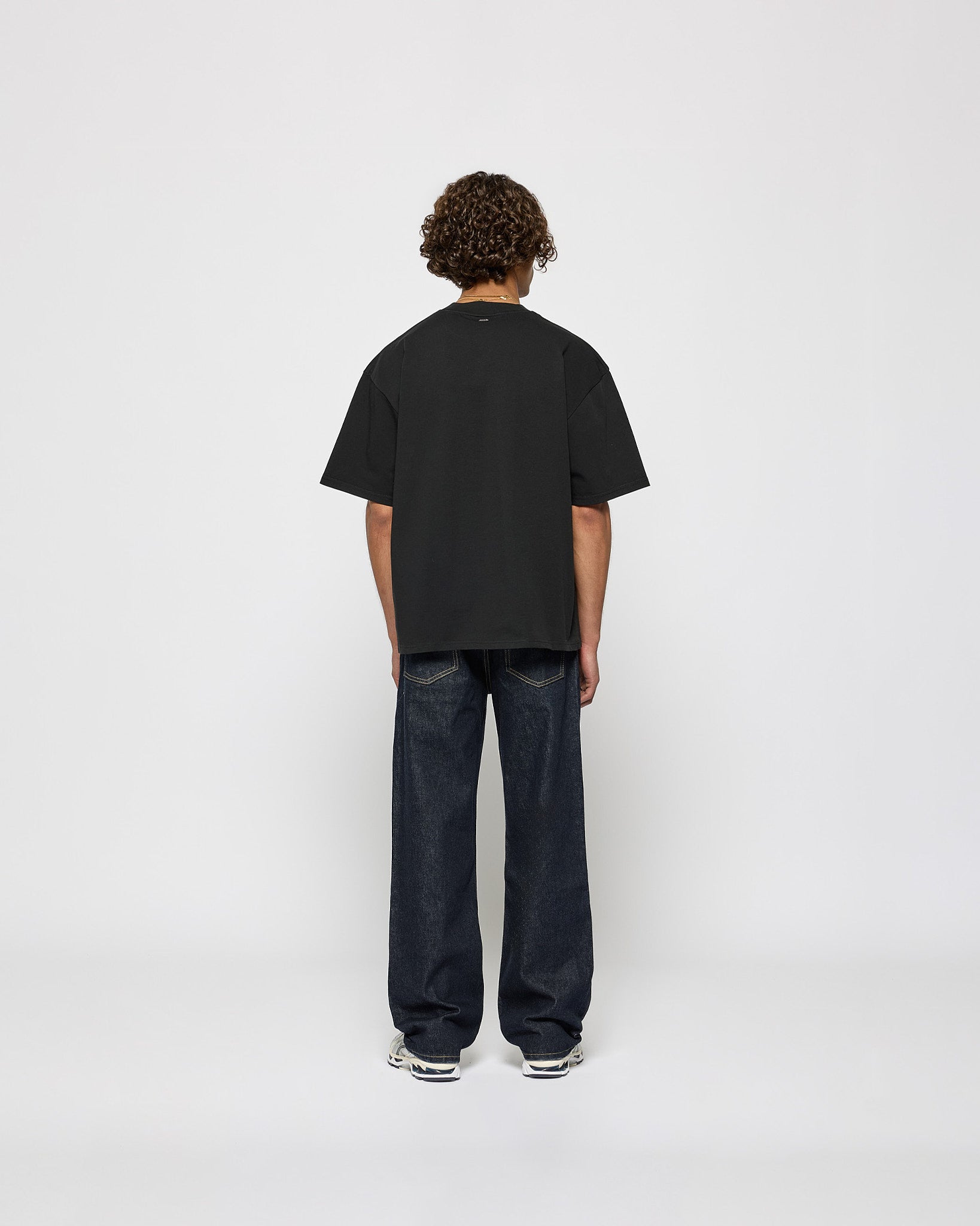 Signature Light Oversized T-Shirt