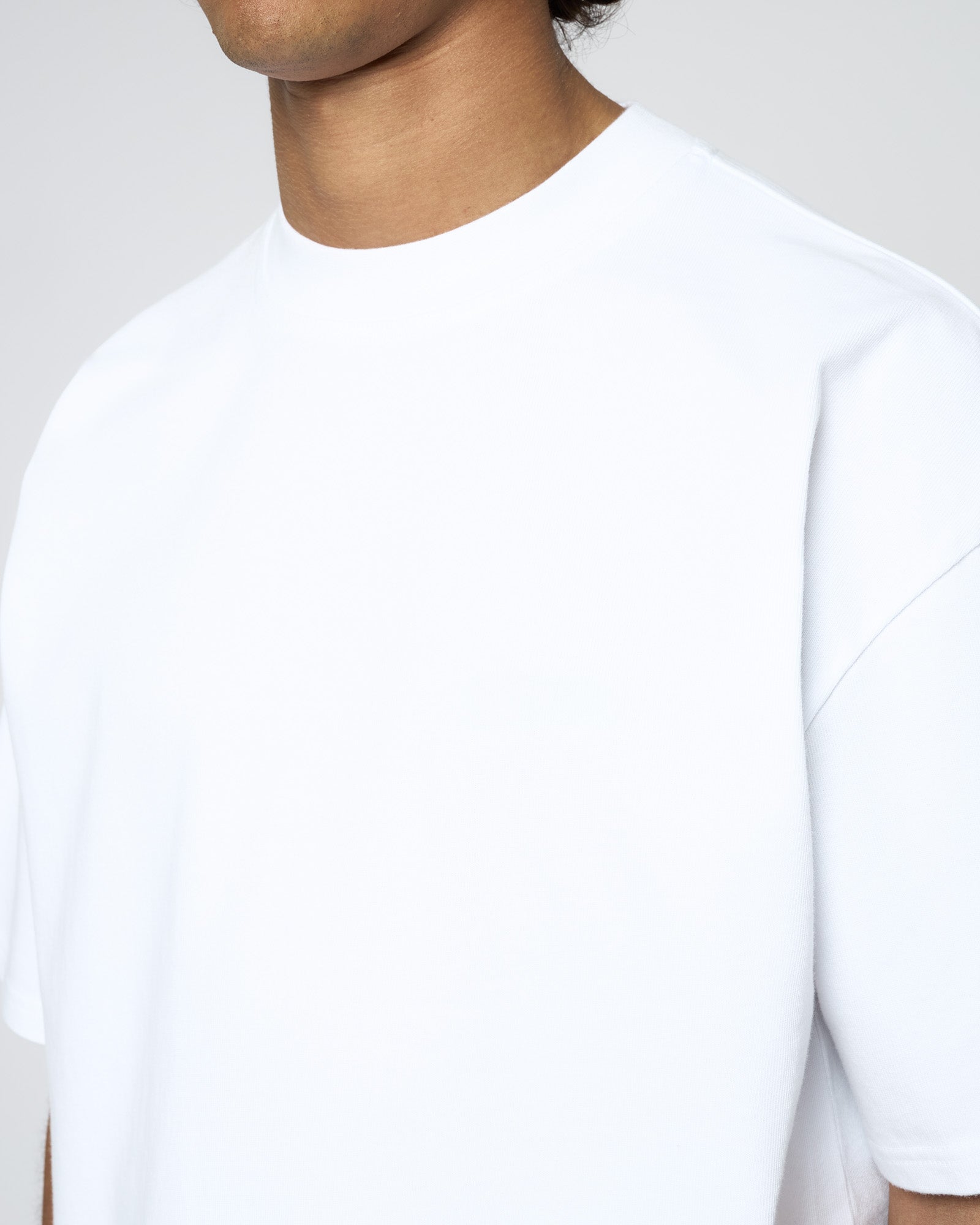 Heavy White basic tee