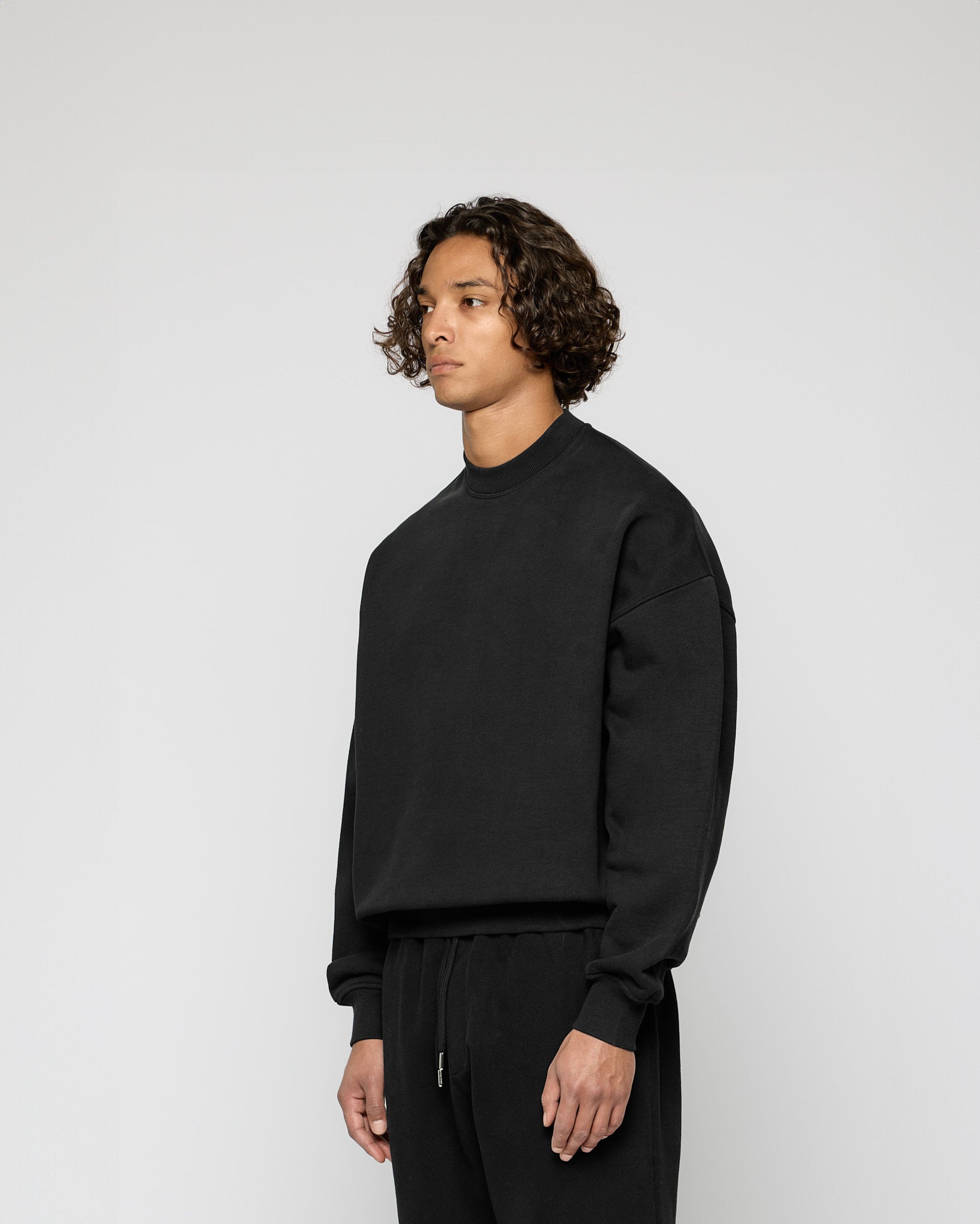 Signature Oversized Crewneck Sweater