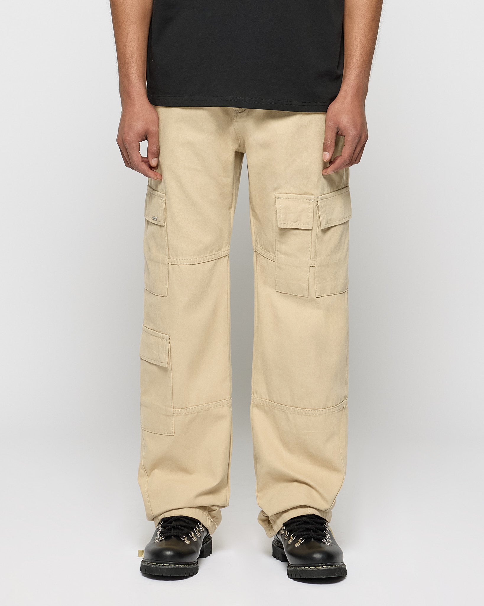 Cargos – eightyfiveclo