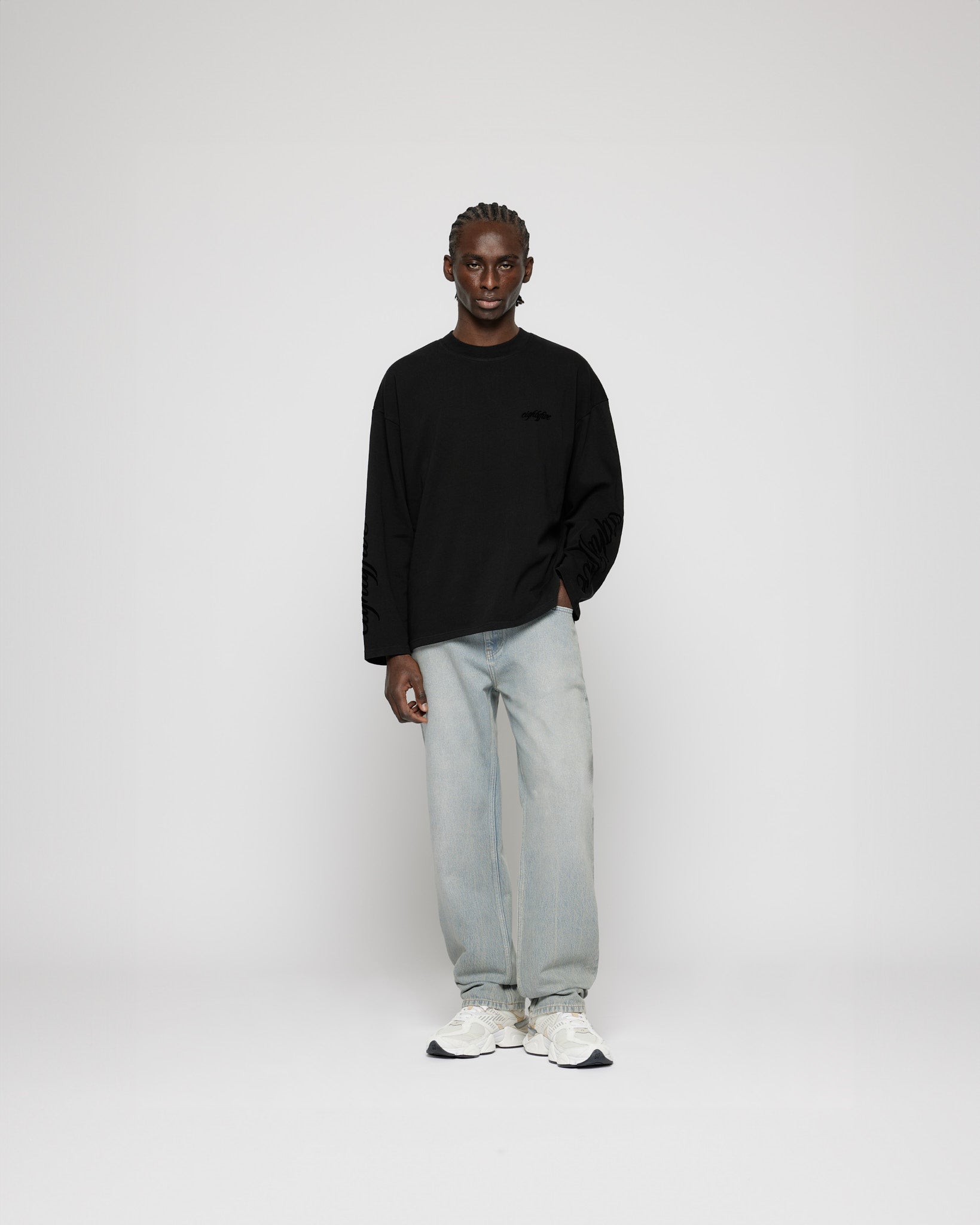 Straight basic jeans