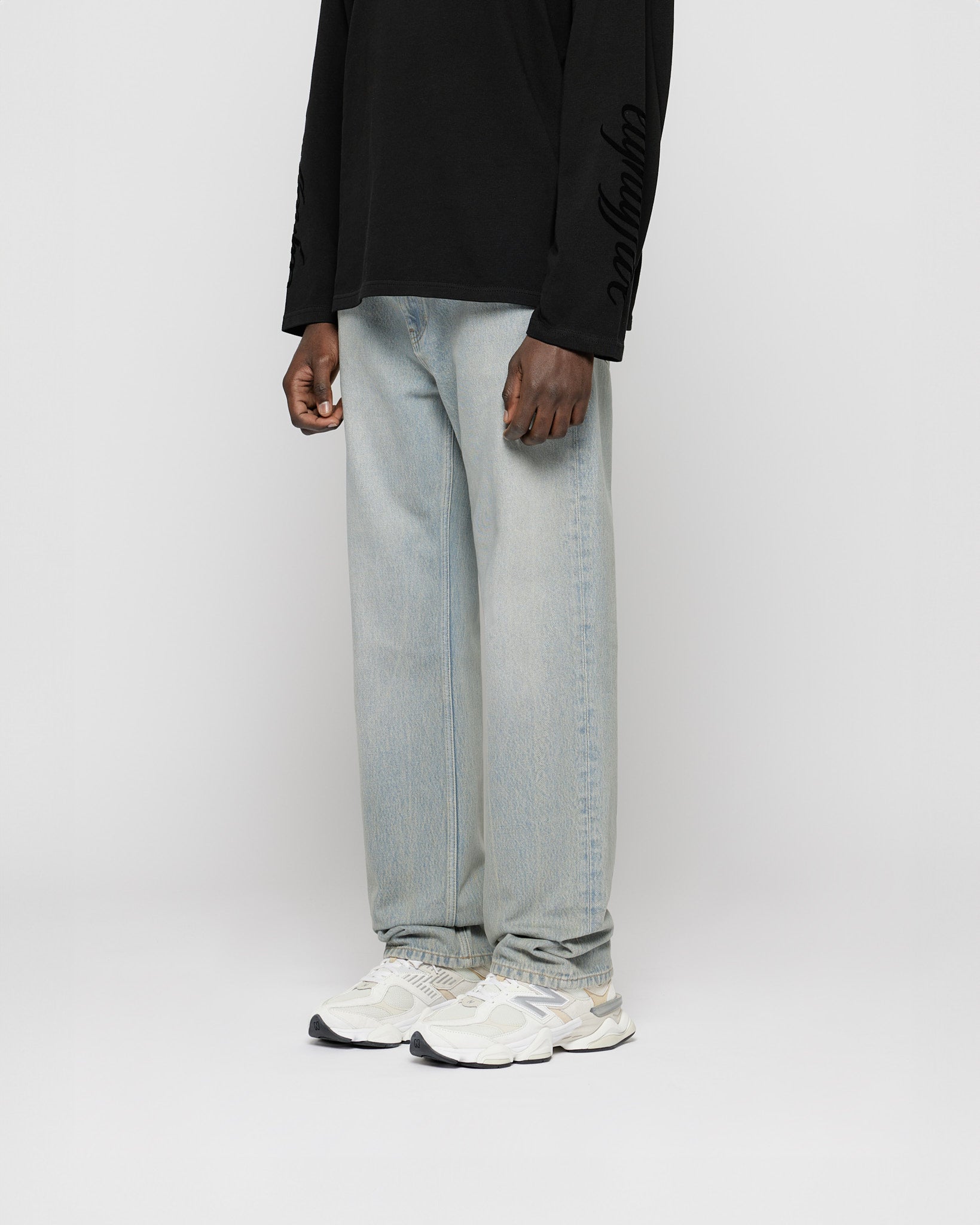 Straight basic jeans