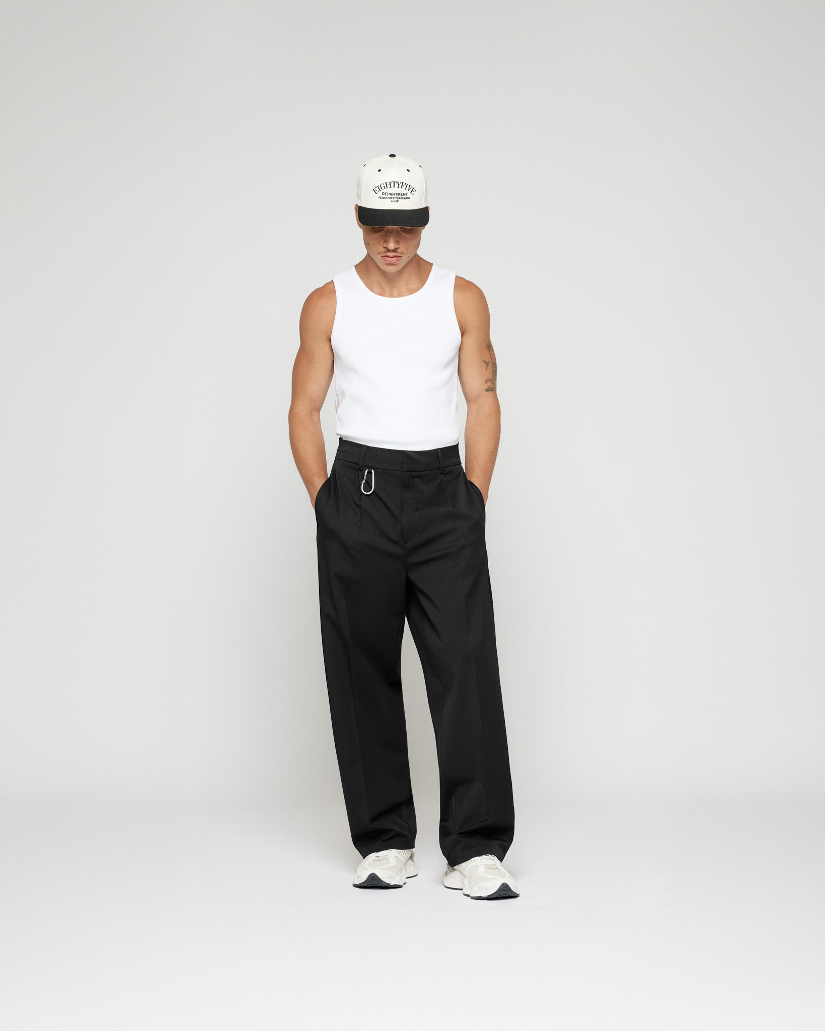 Pleated Baggy Tailored Pants