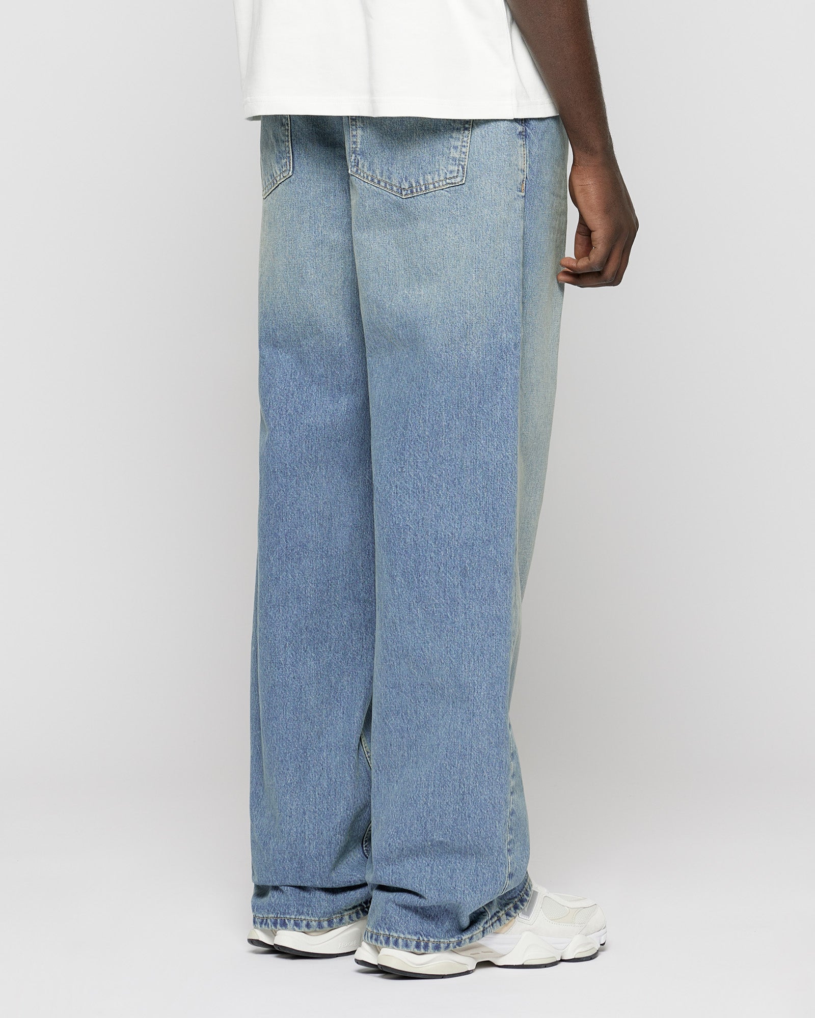 Loose Basic Jeans