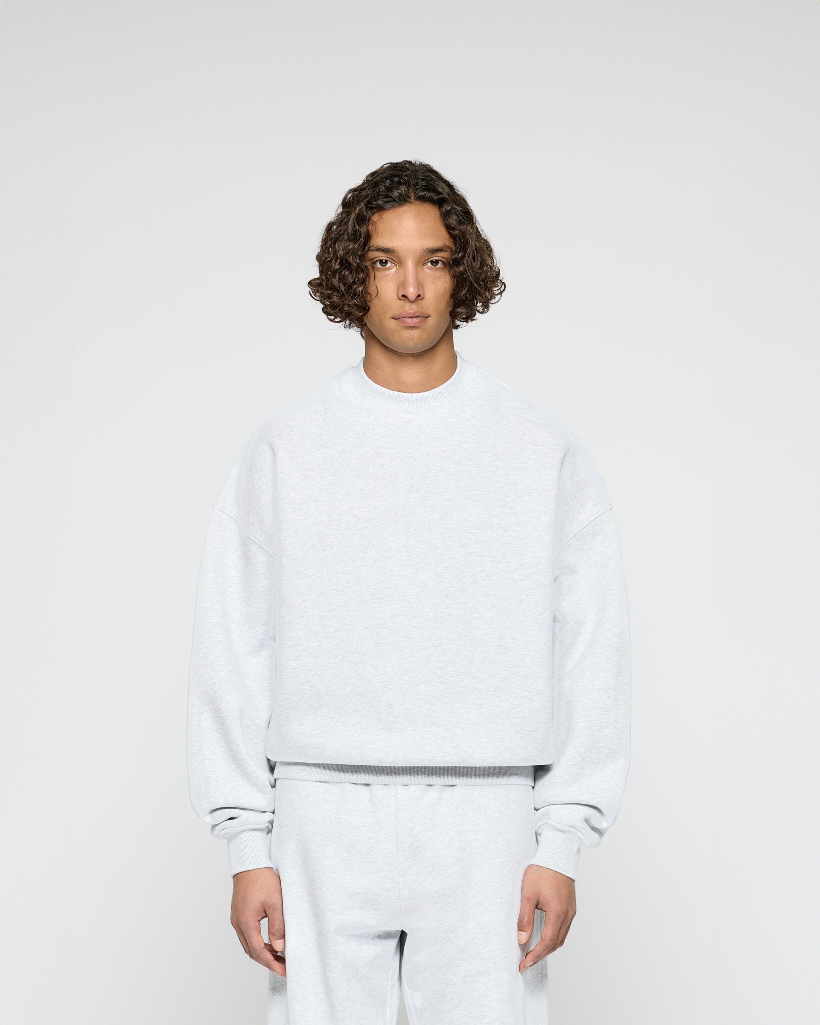 Signature Oversized Crewneck Sweater