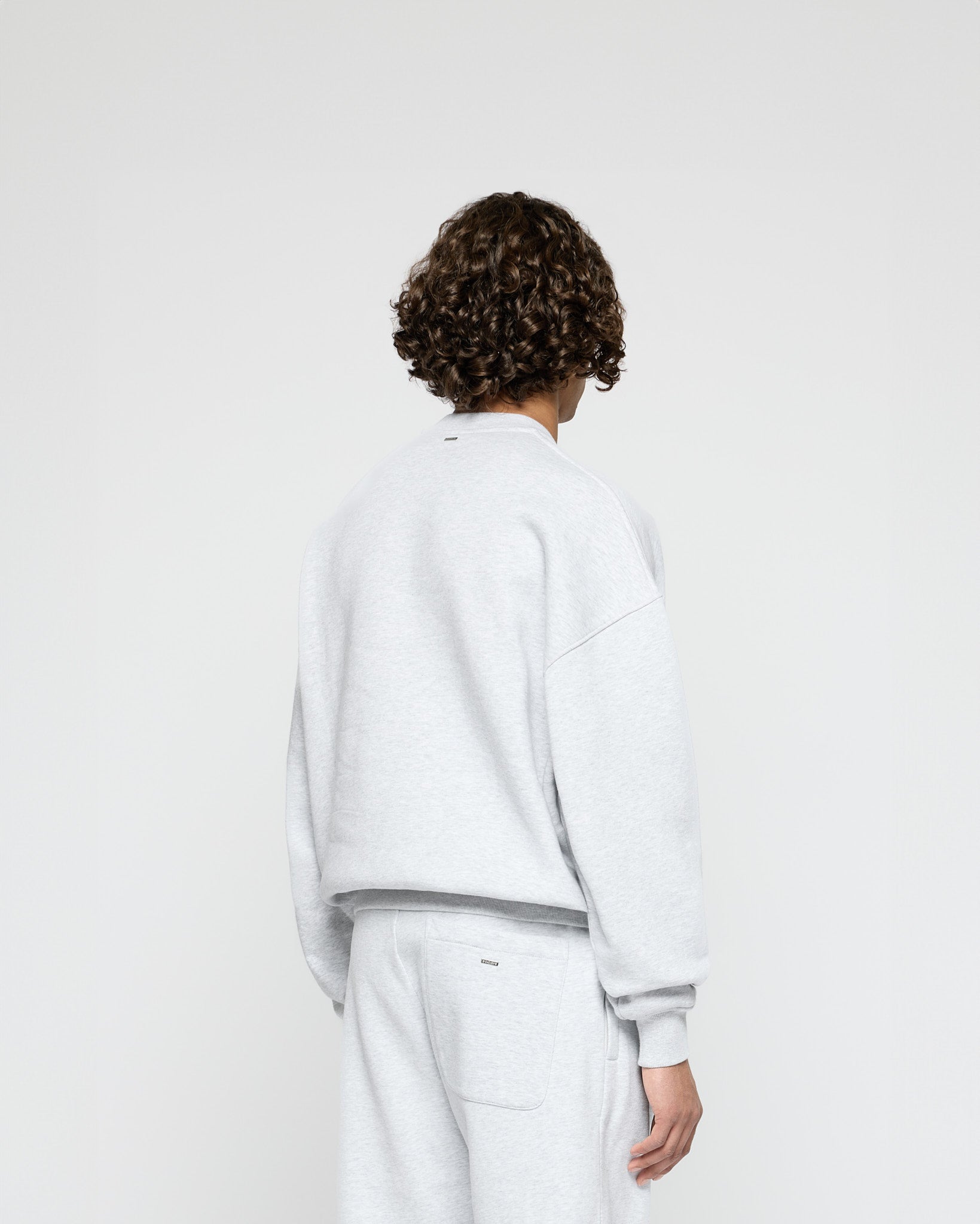 Signature Oversized Crewneck Sweater