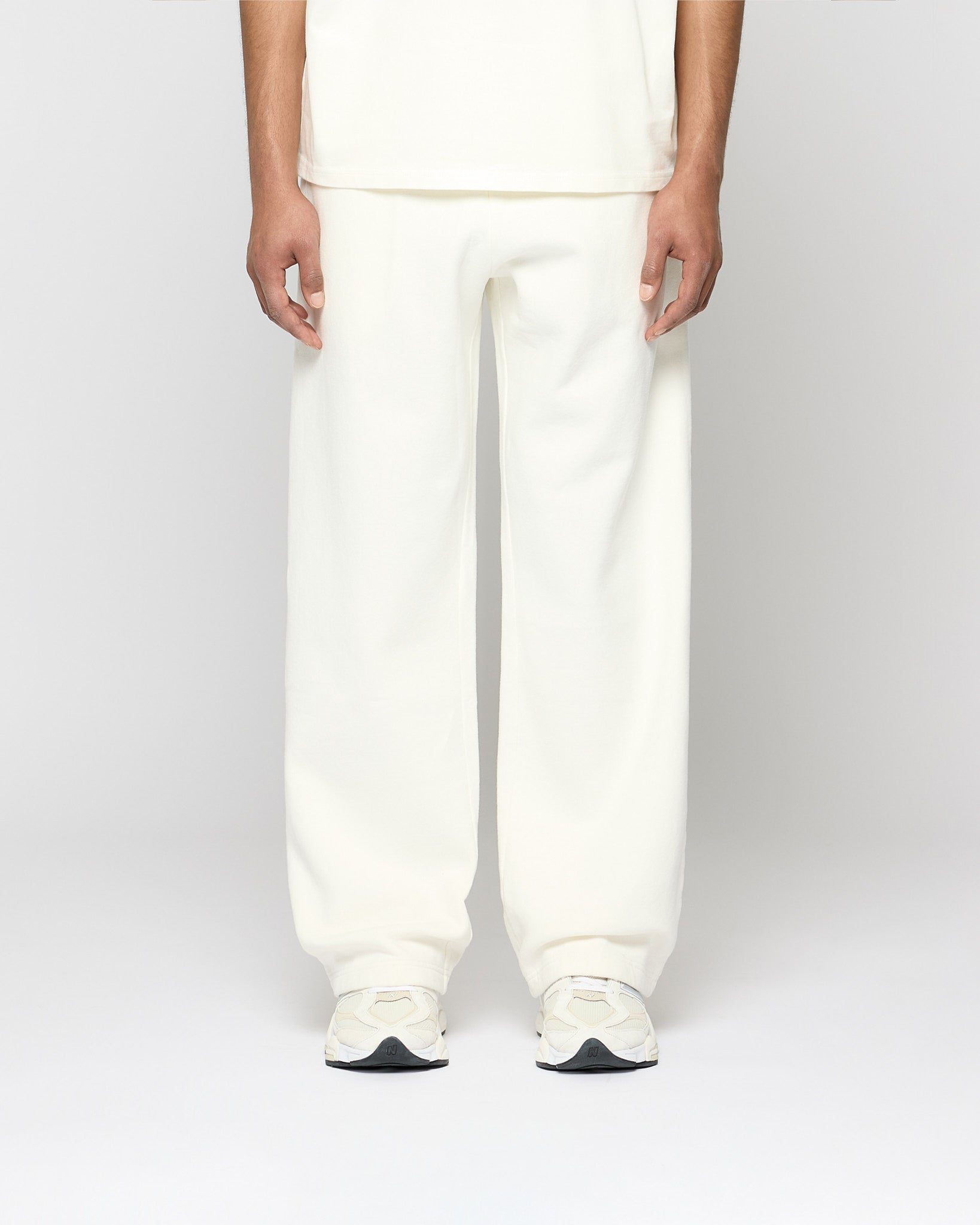 Signature Wide Sweatpants