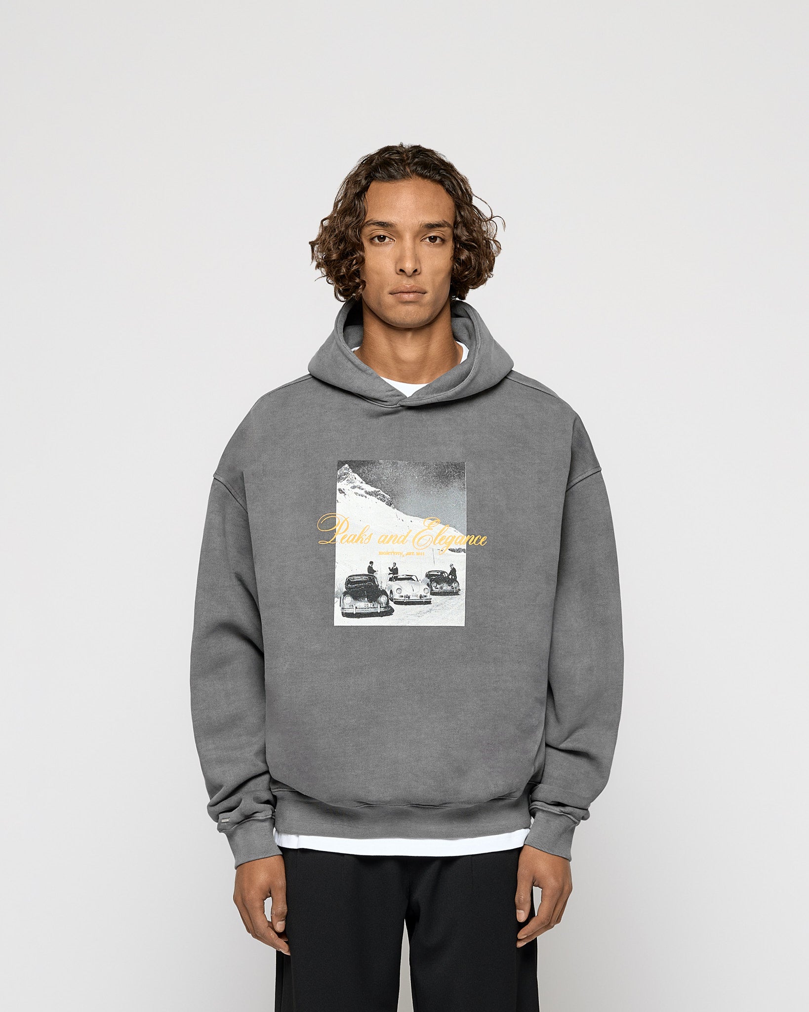 Hoodies – eightyfiveclo