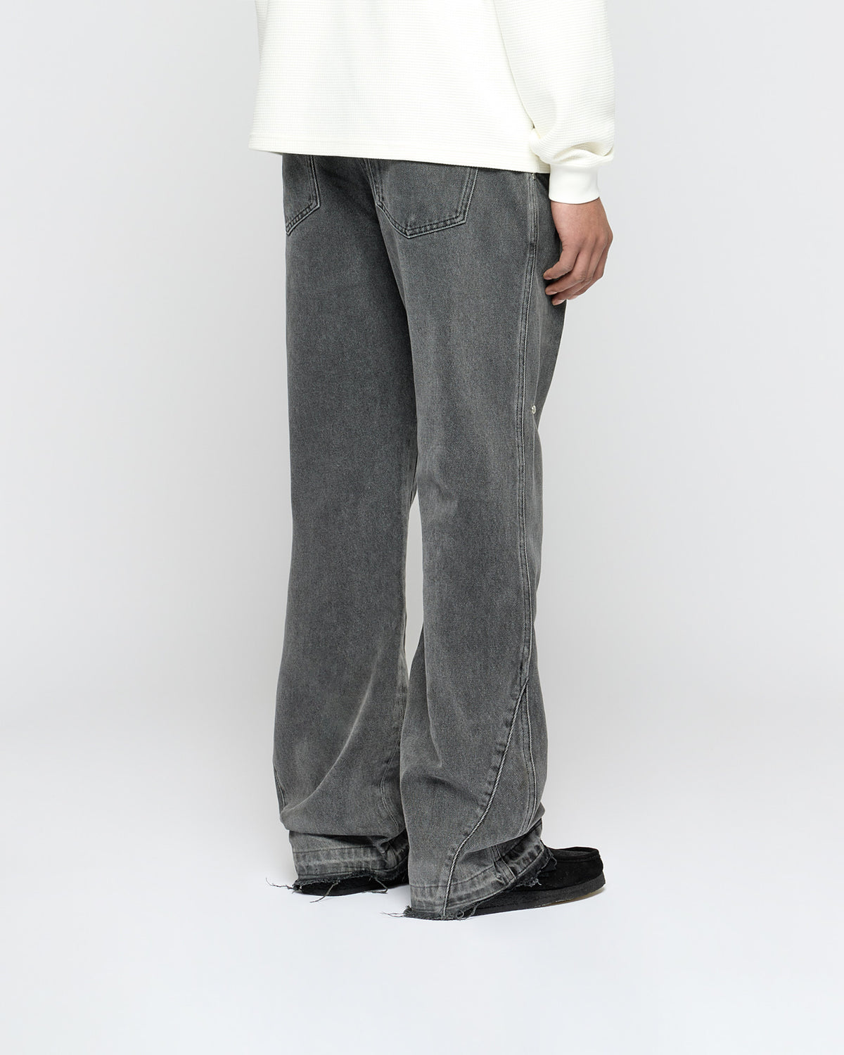 Rivet Flared Denim – eightyfiveclo