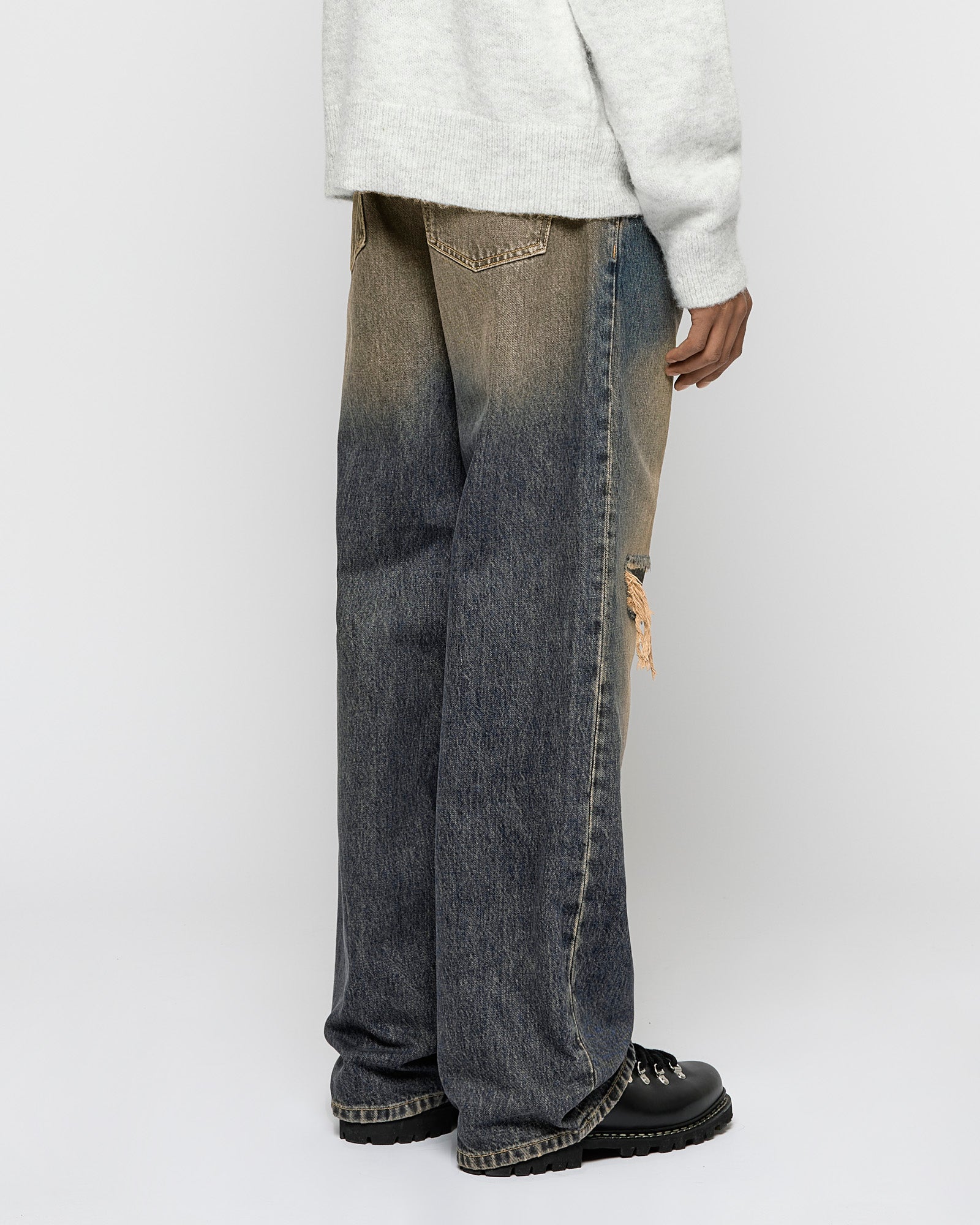 Knee Cut Loose Denim