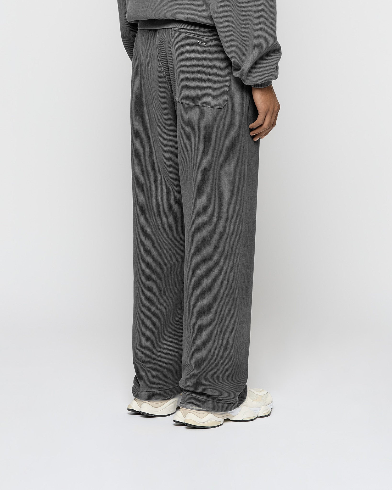 メンズウェア 8YARDS RIBBED JOGGERS Ribbed Regular Sweatpants – eightyfiveclo