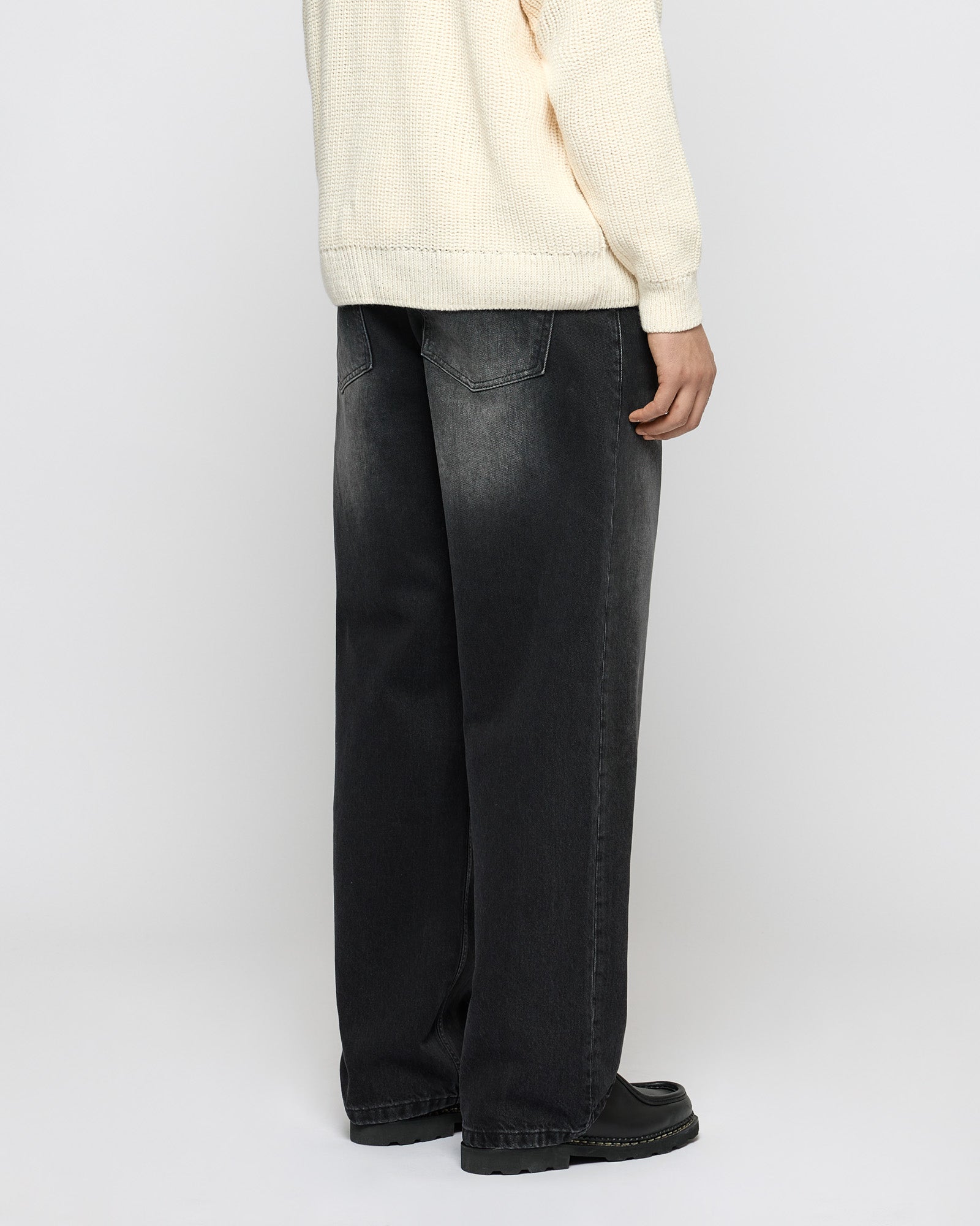 Relaxed Fit Jeans