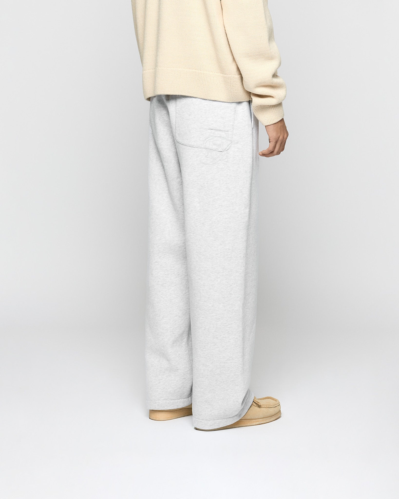 Contrast Embroidered Wide Sweatpants
