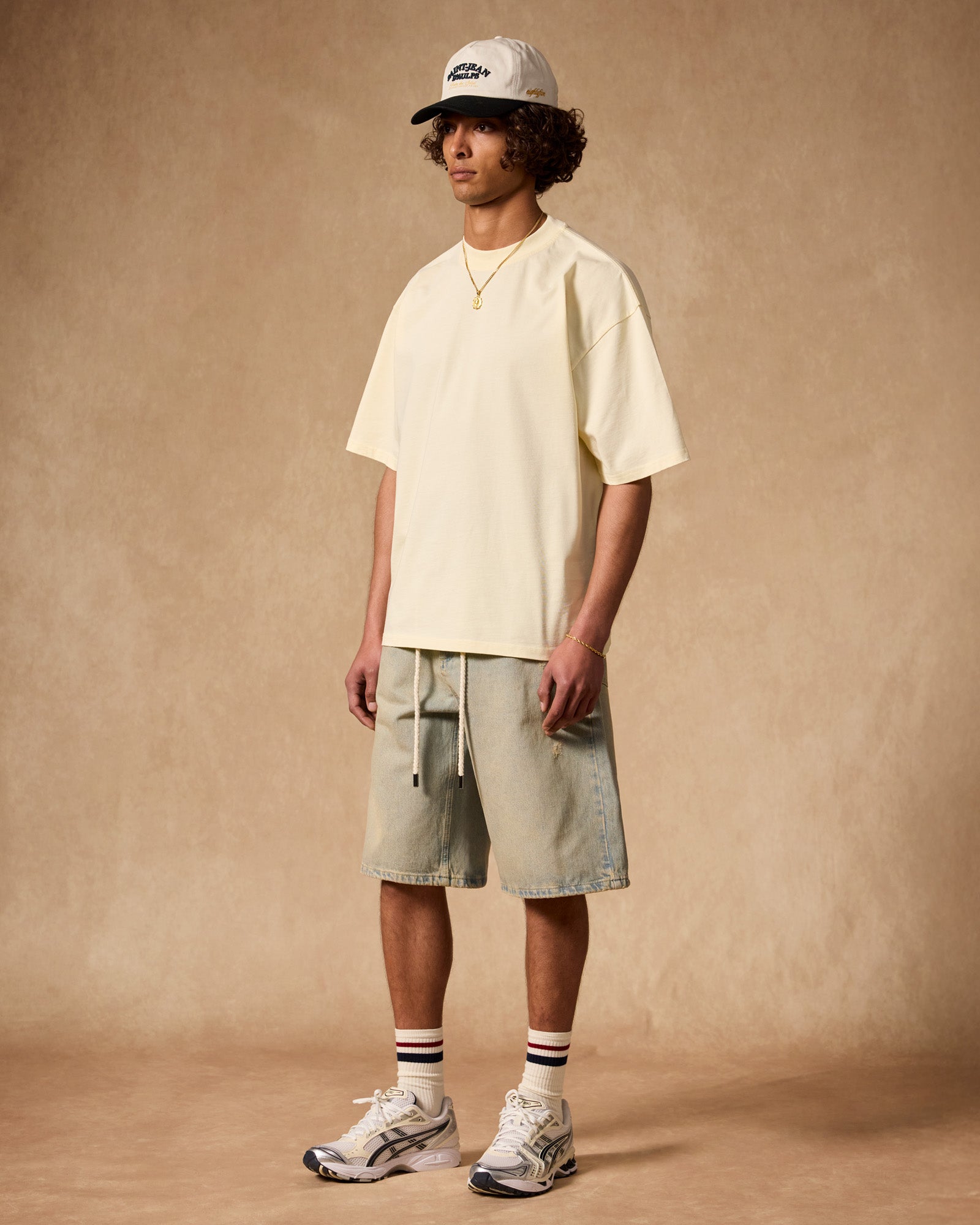 Distressed Baggy Jorts
