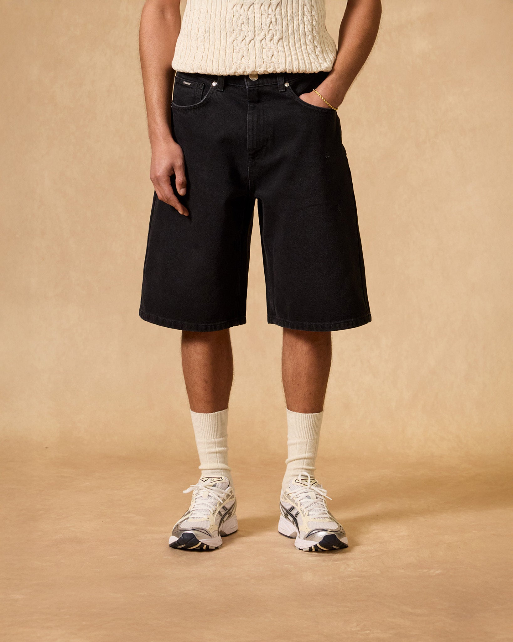 Distressed Baggy Jorts