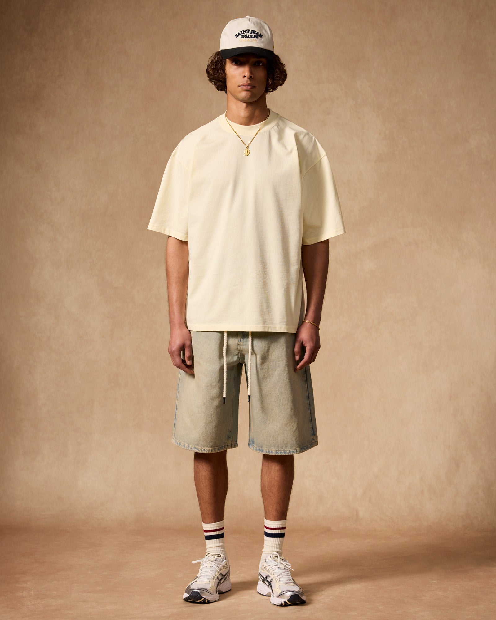 Signature Light Oversized T-Shirt