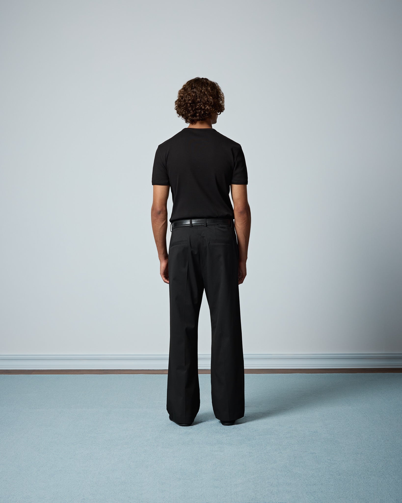 Signature Slim Fit T-Shirt