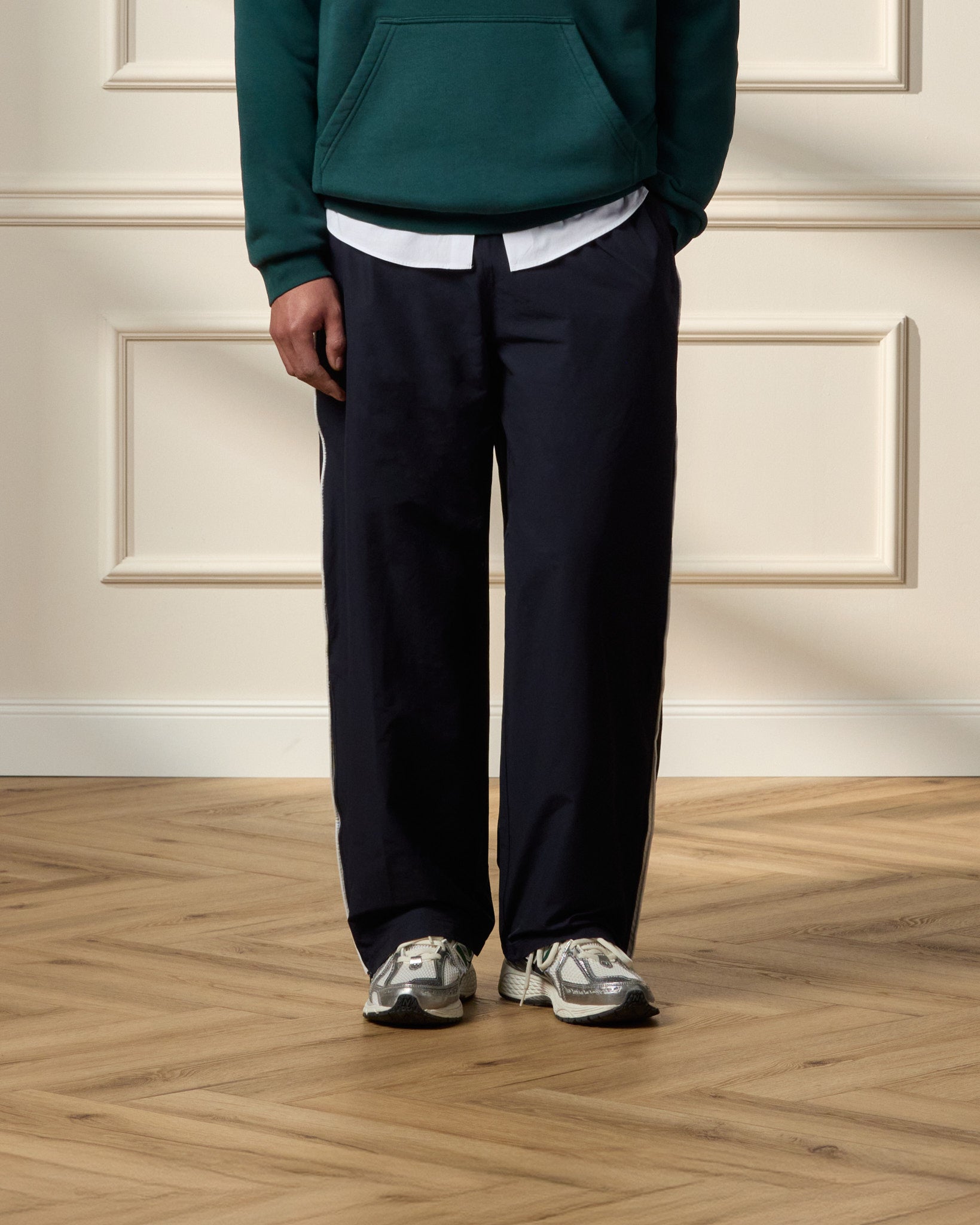 【最安】Ennoy PIPING NYLON TRACK PANTS Ennoy PIPING NYLON TRACK PANTS Mナイロンパンツ ブラック Mサイズ