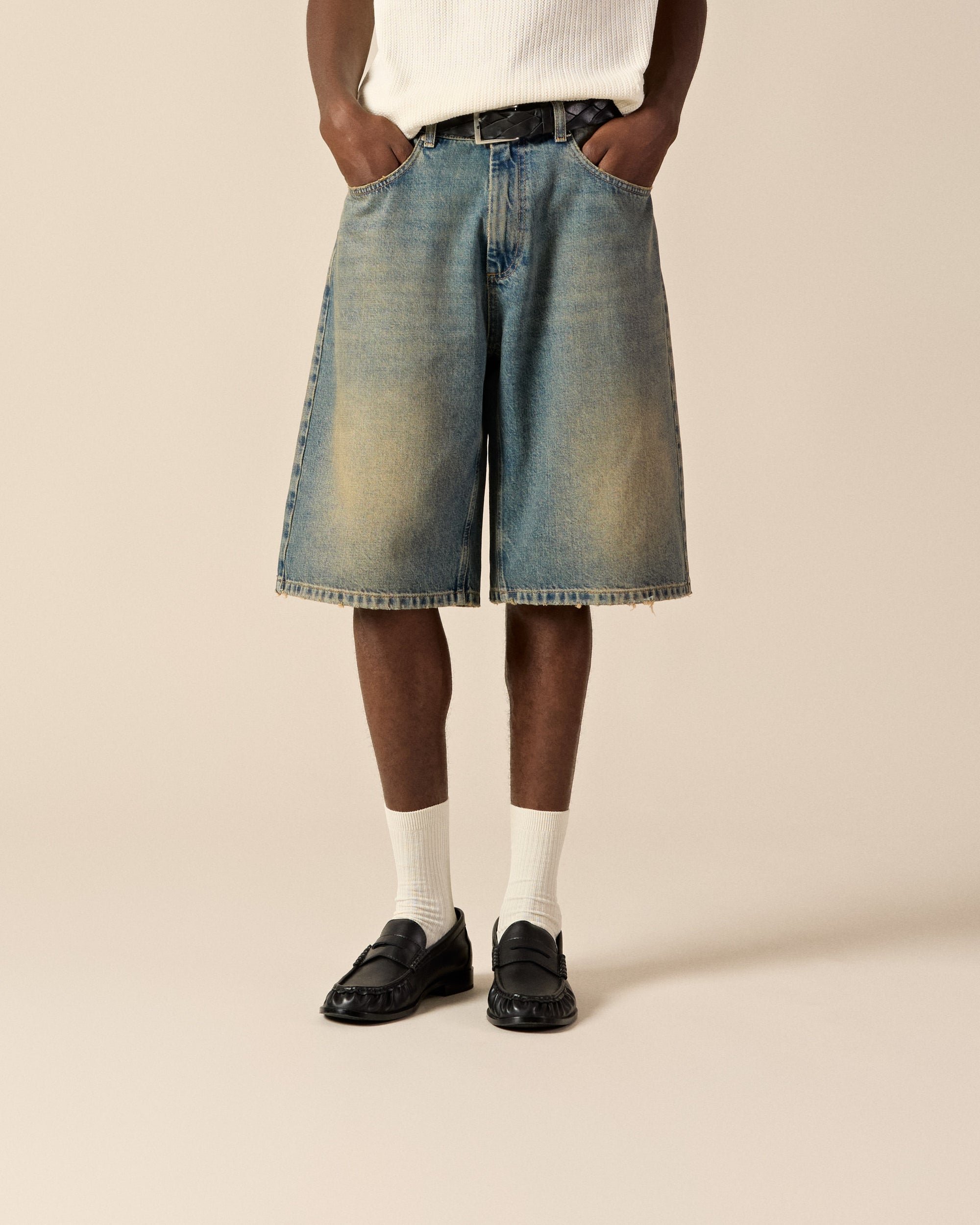Distressed Baggy Jorts