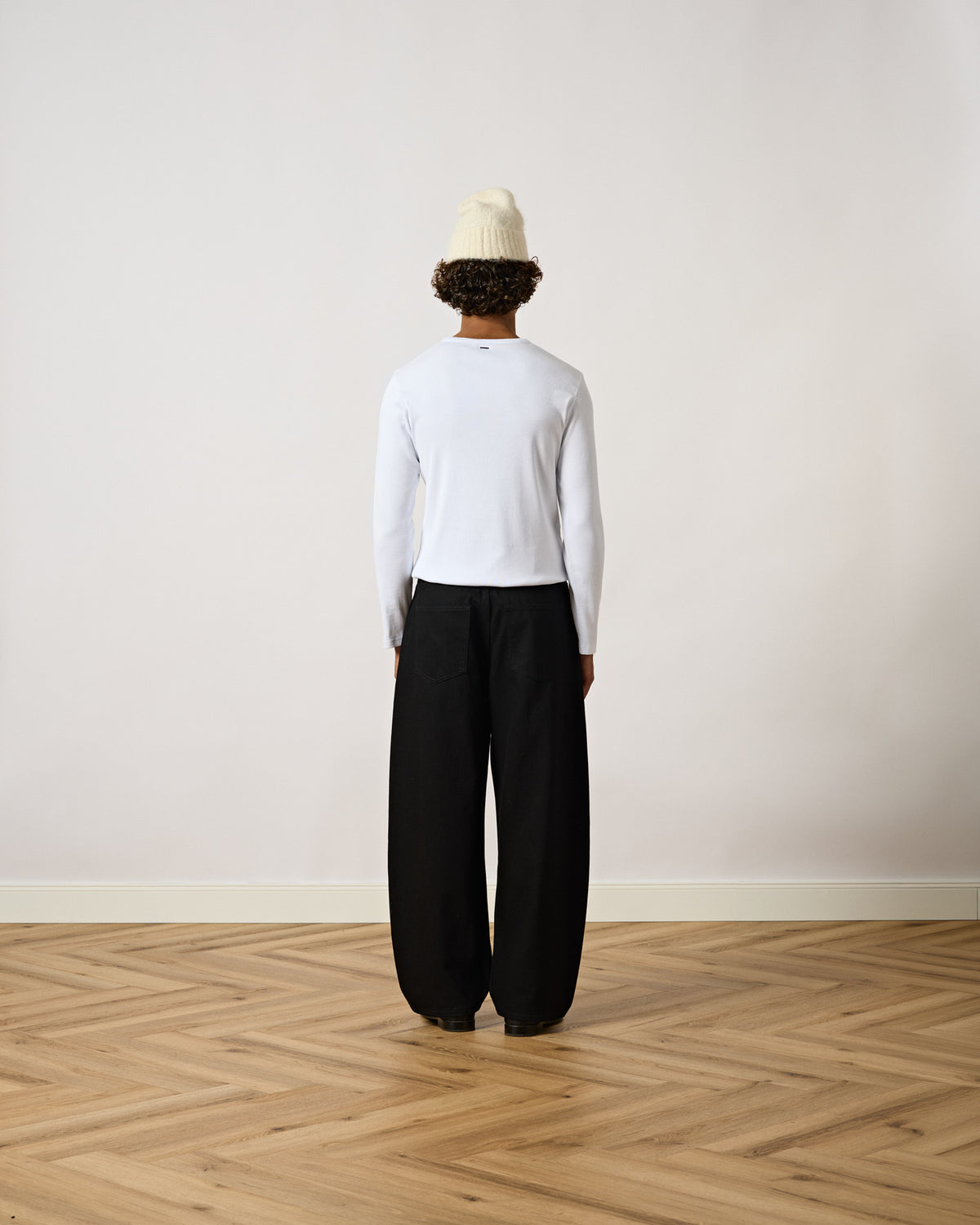 Barrel Fit Denim