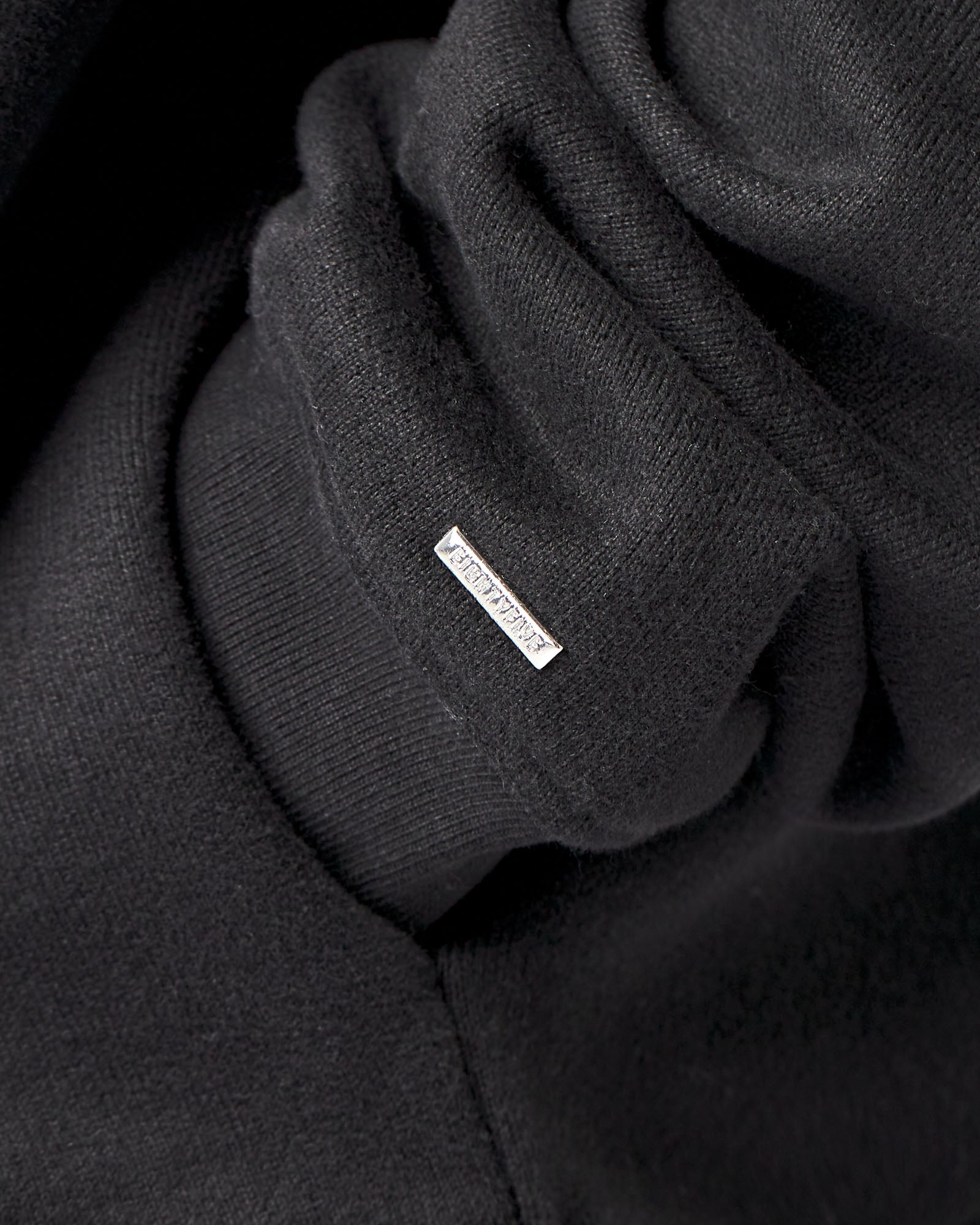 Heavy Wide Half Zip Sweater