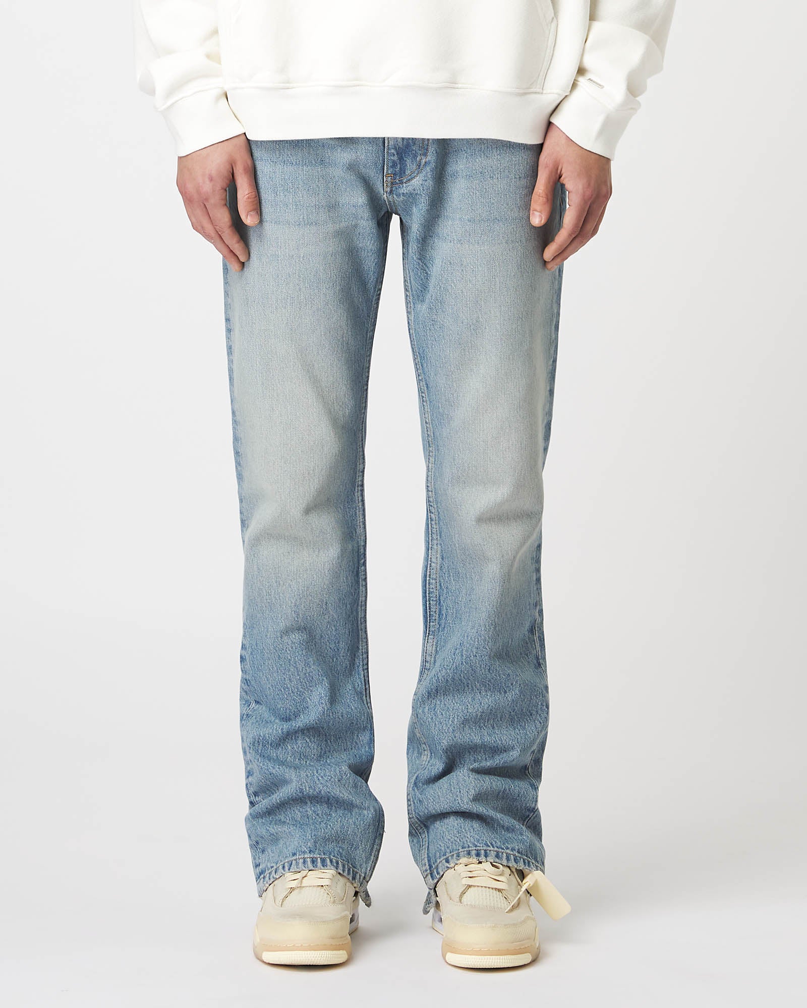 Washed Zipped Jeans