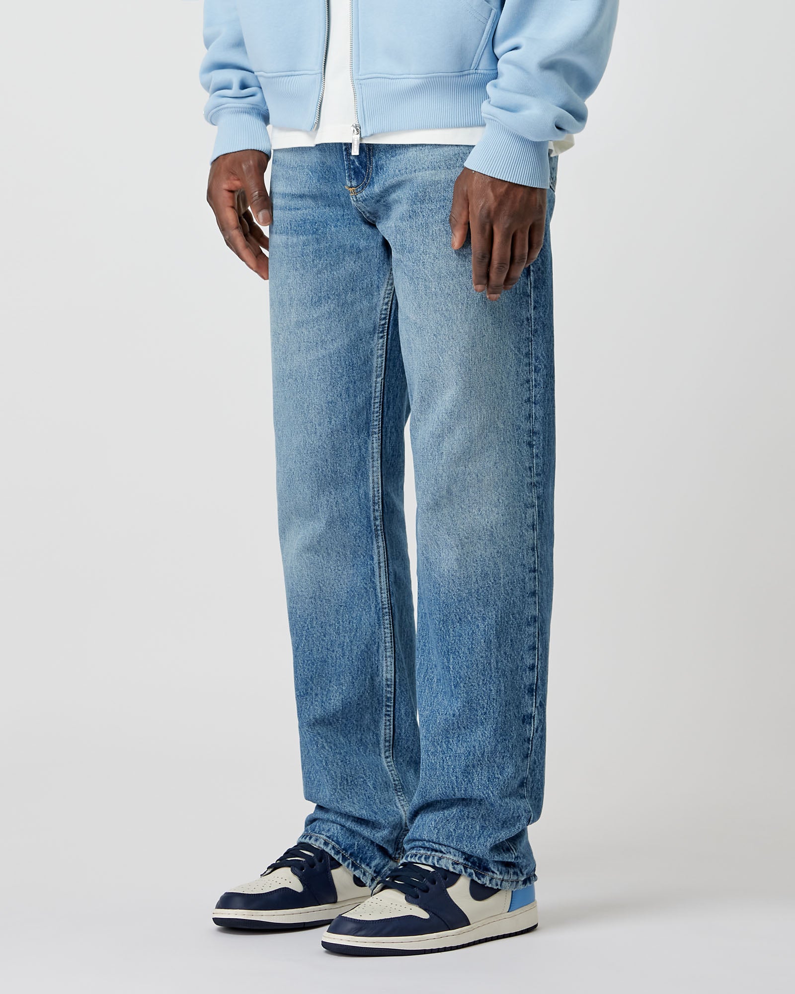 Distressed Split Jeans